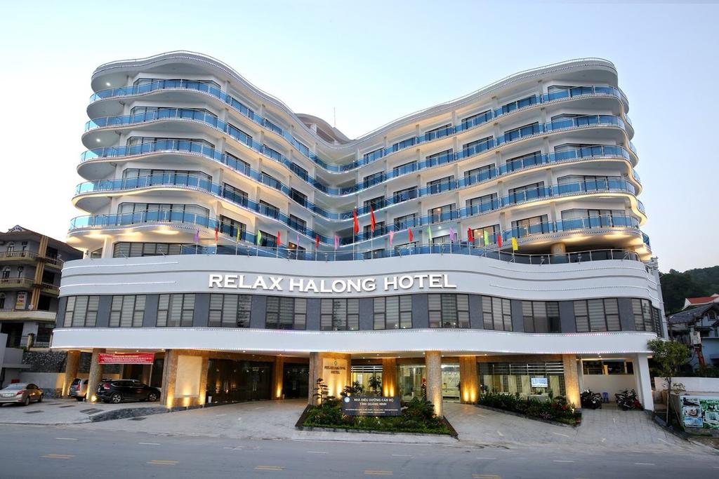 Khách sạn Hạ long 4 sao | Hotelbooking.com.vn