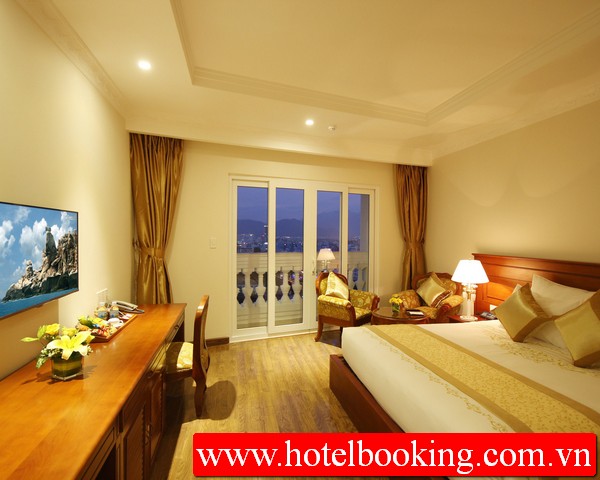 Khách sạn Nha Trang Palace Hotel - Phòng Superior sea view